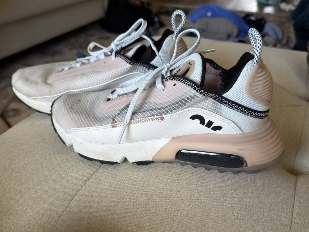 Nike Air Max 2090 Champagne Women’s 6.5 Pink White Sneakers